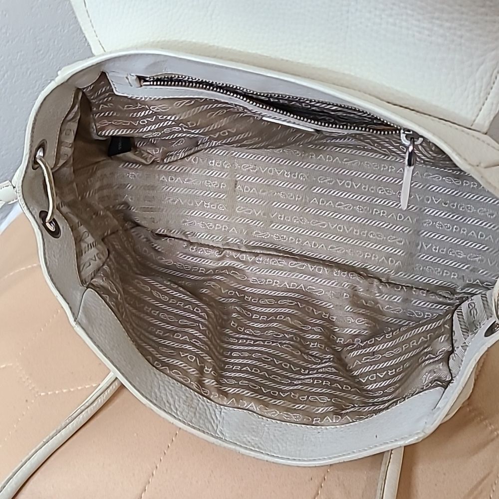 💯Authentic Prada Handbag 🍀 - Picture 7 of 7